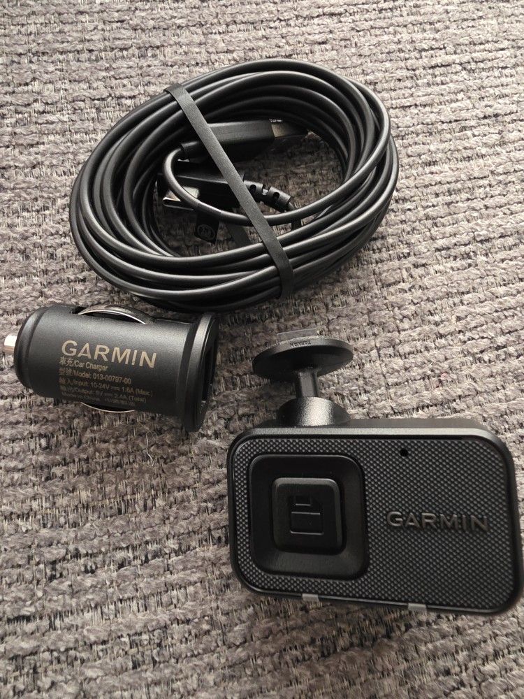 Garmin Dash Cam Mini 3