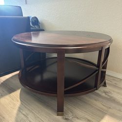 Coffee Table With 2 End Tables