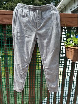 Micro fleece new w tags size medium joggers with zipper pockets for x tra security! Men or women's !