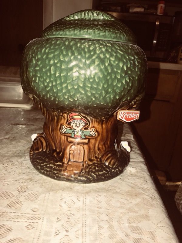Original Keebler elf cookie jar