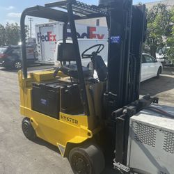 Hyster Electric Forklift 6000 Lbs Capacity Three Stage Mast Side Shift 
