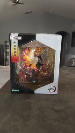 Kotobukiya Kyojuro Rengoku Demon Slayer Figure/statue