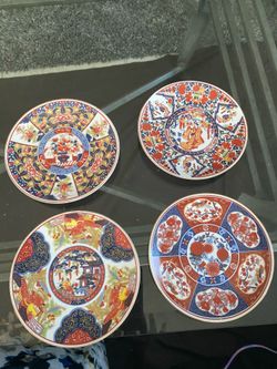 4   Gorgeous  Imari  Hand  Painted  Plates   all  for