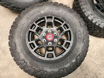 Brand new 17" TOYOTA 4RUNNER TRD PRO OEM WHEELS RIMS TIRES TACOMA TUNDRA SEQUOIA FJ CRUSIER LEXUS GX