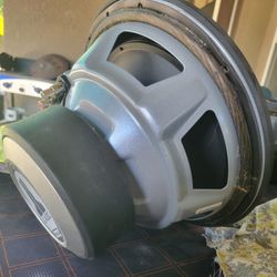 JL Audio 10in Subwoofer  10w3v3-4