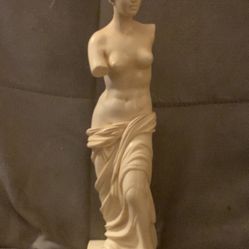 A. Santorini Sculpture 