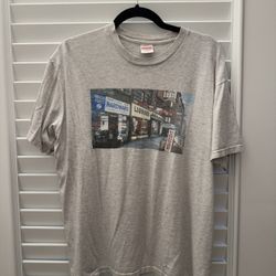 Supreme tshirt