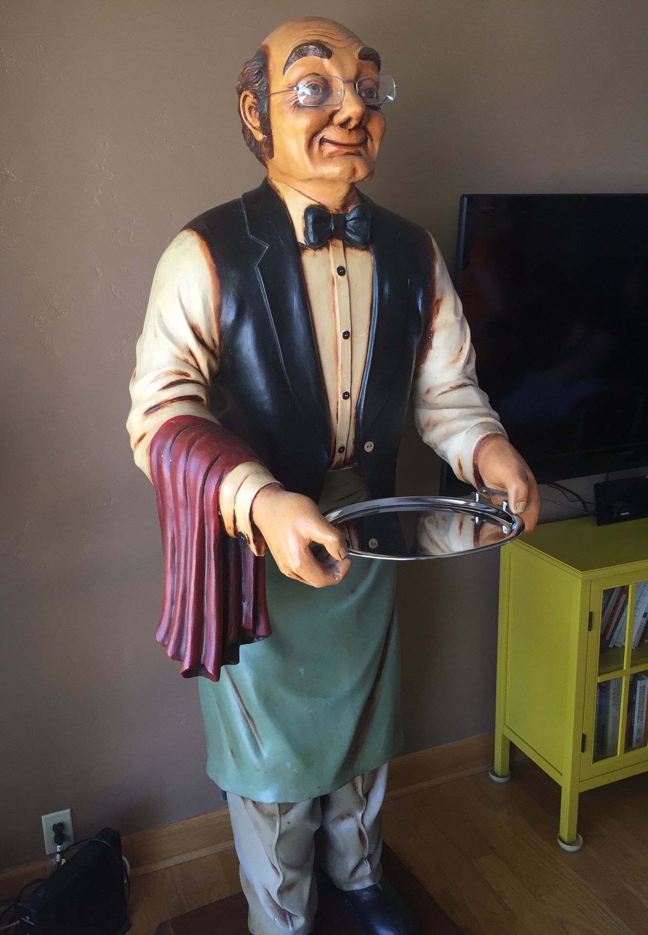 Antique Old Man Waiter Statue