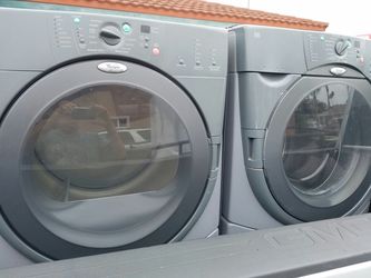 Washer and dryer good condition