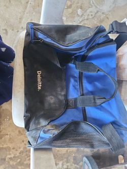 Deloitte duffle bag
