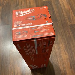 Milwaukee 0850-20 M12 12V Compact Cordless Vacuum Tool  ! Brand New ! Tool Only !!!