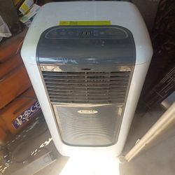 Portable Air Conditioner With Vent Tube .  Works Great!!!!$90