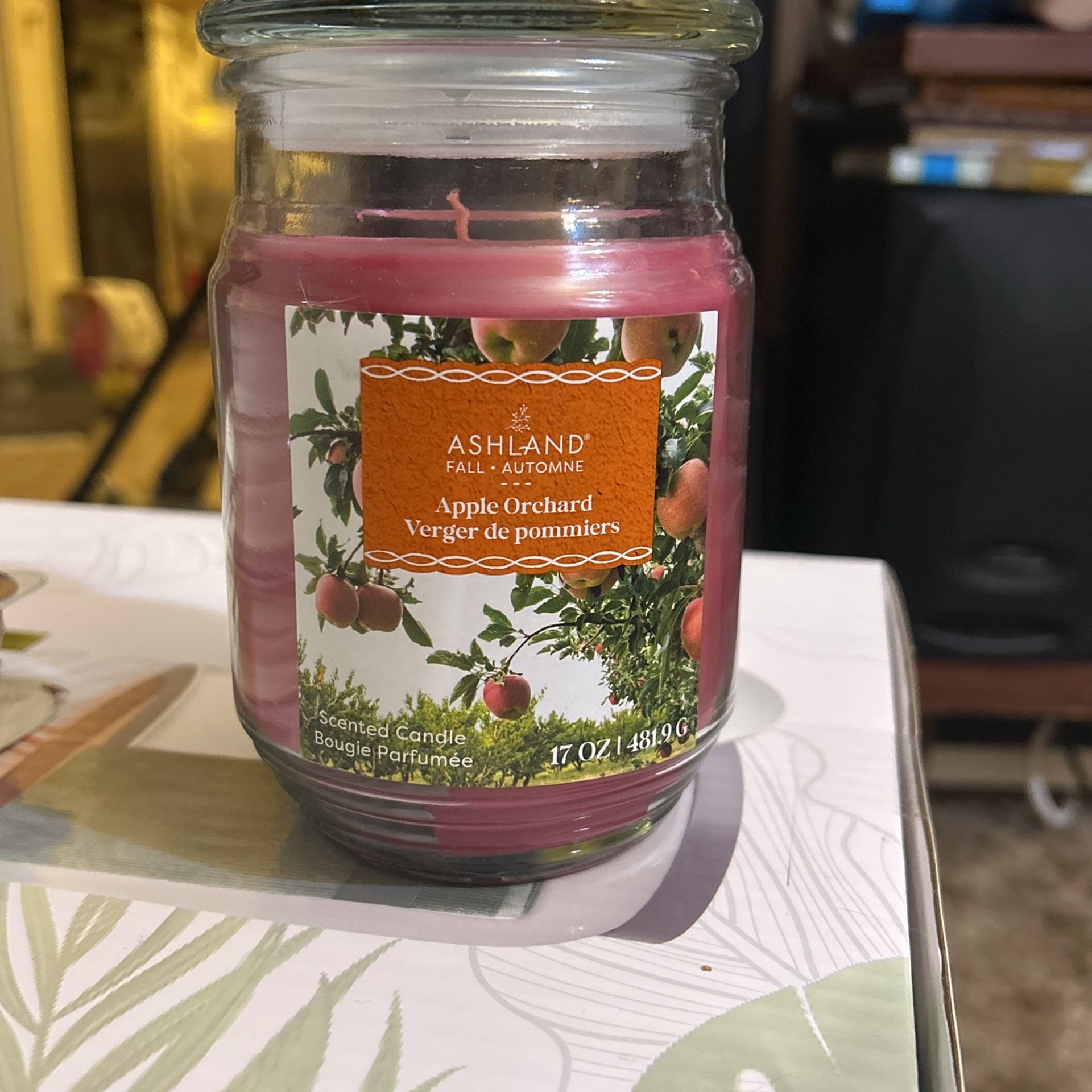 ashland apple orchard candle