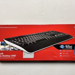 New In Box Microsoft Wireless Desktop Keyboard Mouse