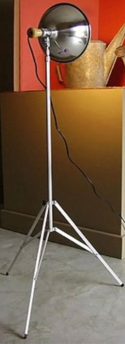Studio Light lamp metal Mint Condition