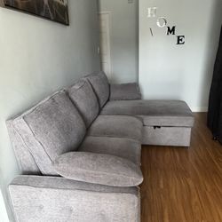 Shaped Sleeper Sectional Sofa with Square Arms in. Gray, Reversible Chaise, and Pull-out Sofa Bed, USB charger type A and C