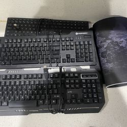 3 Keyboards + Large World Map RGB Mousepad