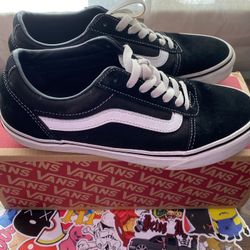 Men’s Vans 7.5