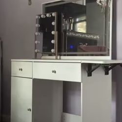 Vanity Table