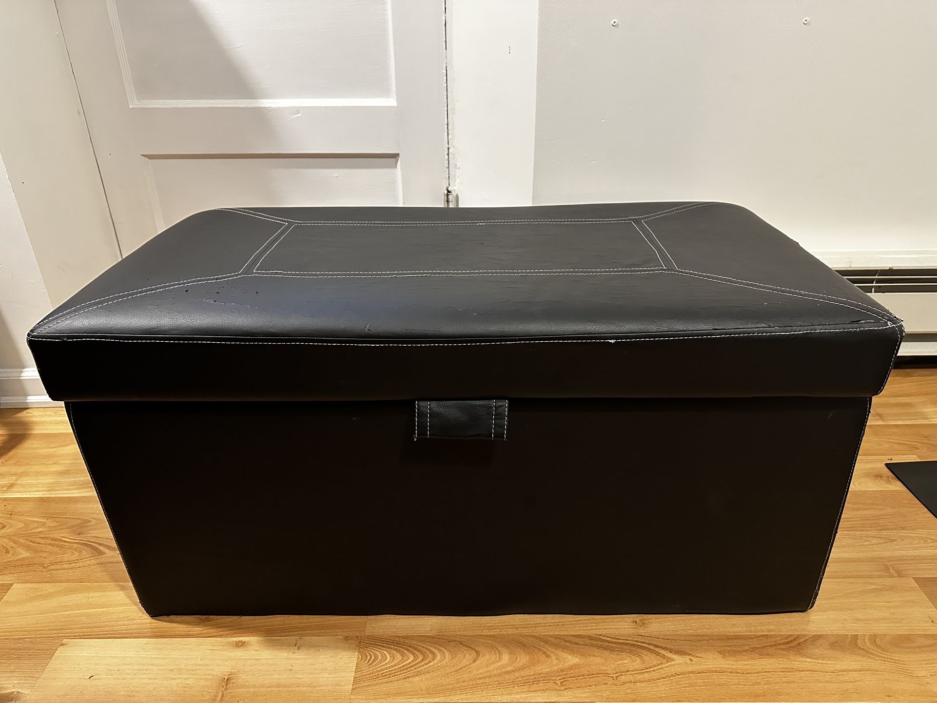 “Rockband” Storage Ottoman