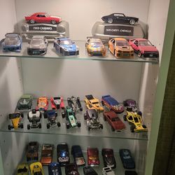 Matchbox Cars 120 Of Them Had Them For 14 Years Comes With The Cabinet 