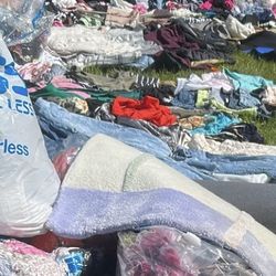Free!! Clothes For Women And Baby