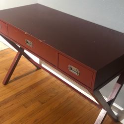Desk entry Table
