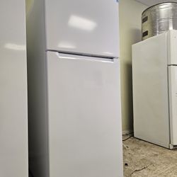 2026 New Refrigerator Nhoting Wrong No bumps or scratches, connected and very cold, ready for your kitchen