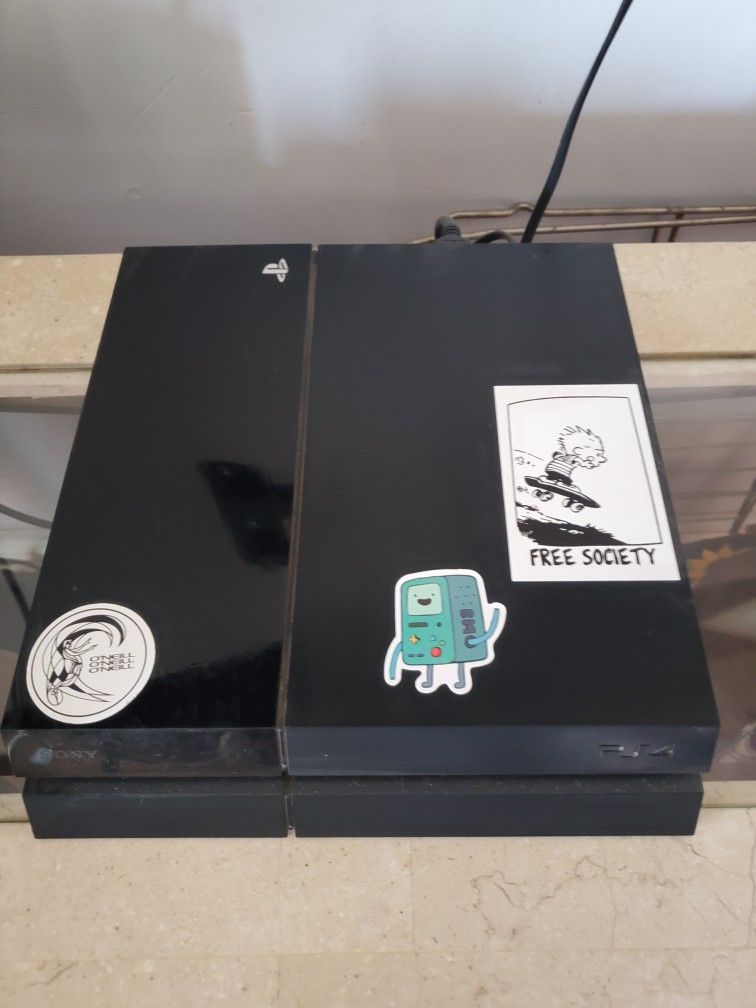 PS4 & Controller