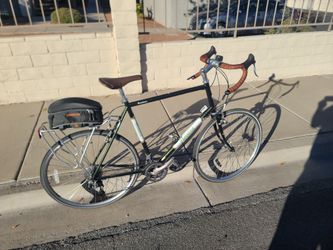 Touring road bike Novara Randonee