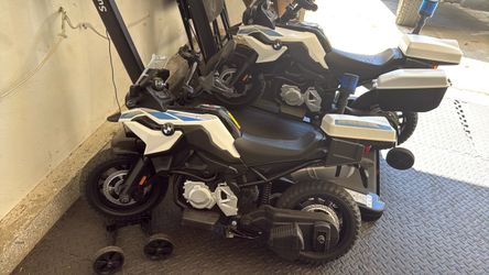 BMW Kids Electric Ride-On Motorcycle