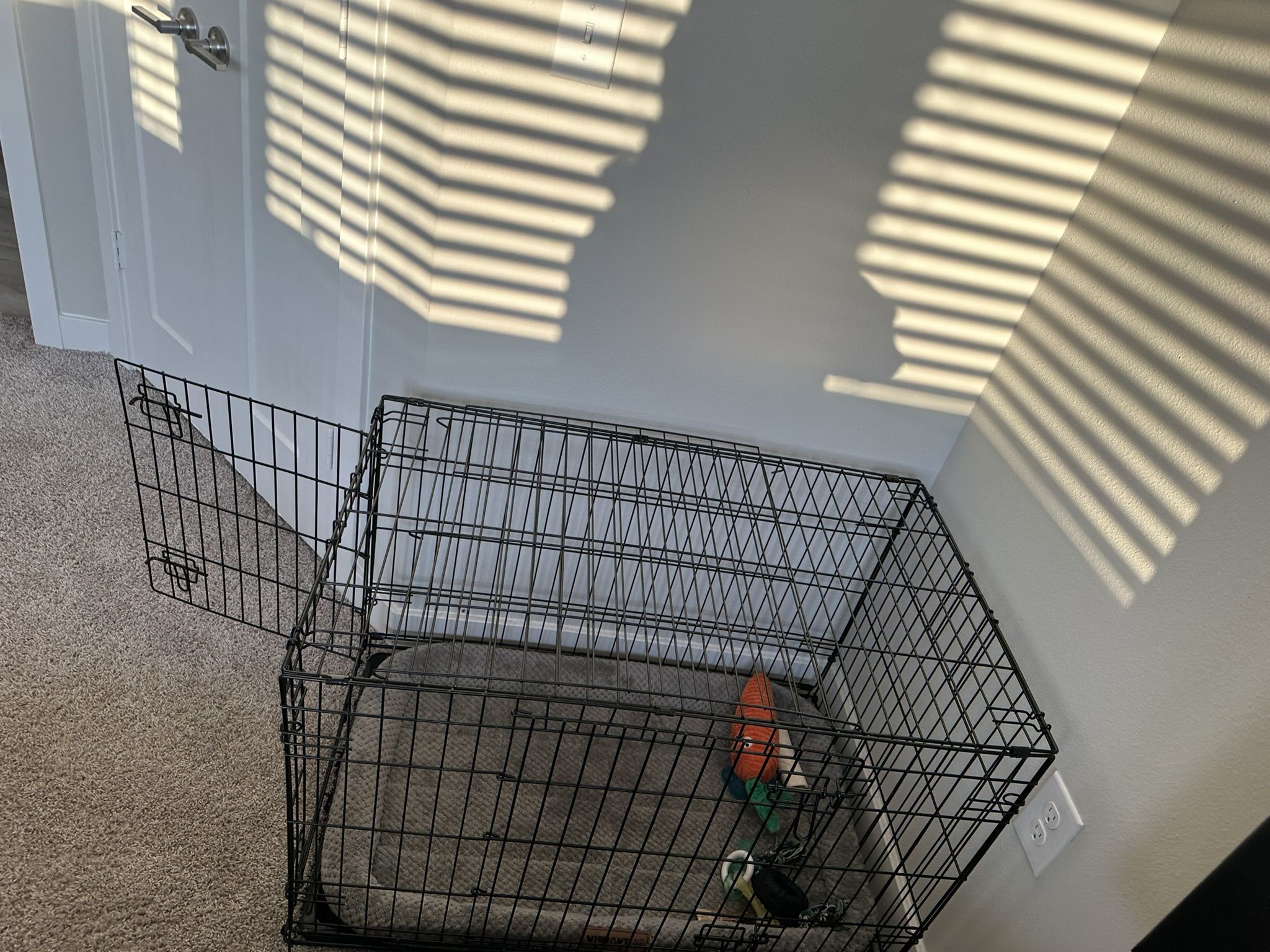 Large Dog Crate With Bed 