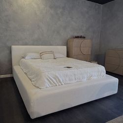 Storage Bed Frame — Hidden Underbed Storage (NEW)/ Free Local Delivery 🚚 