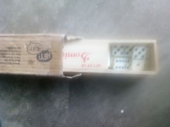 Dominoes