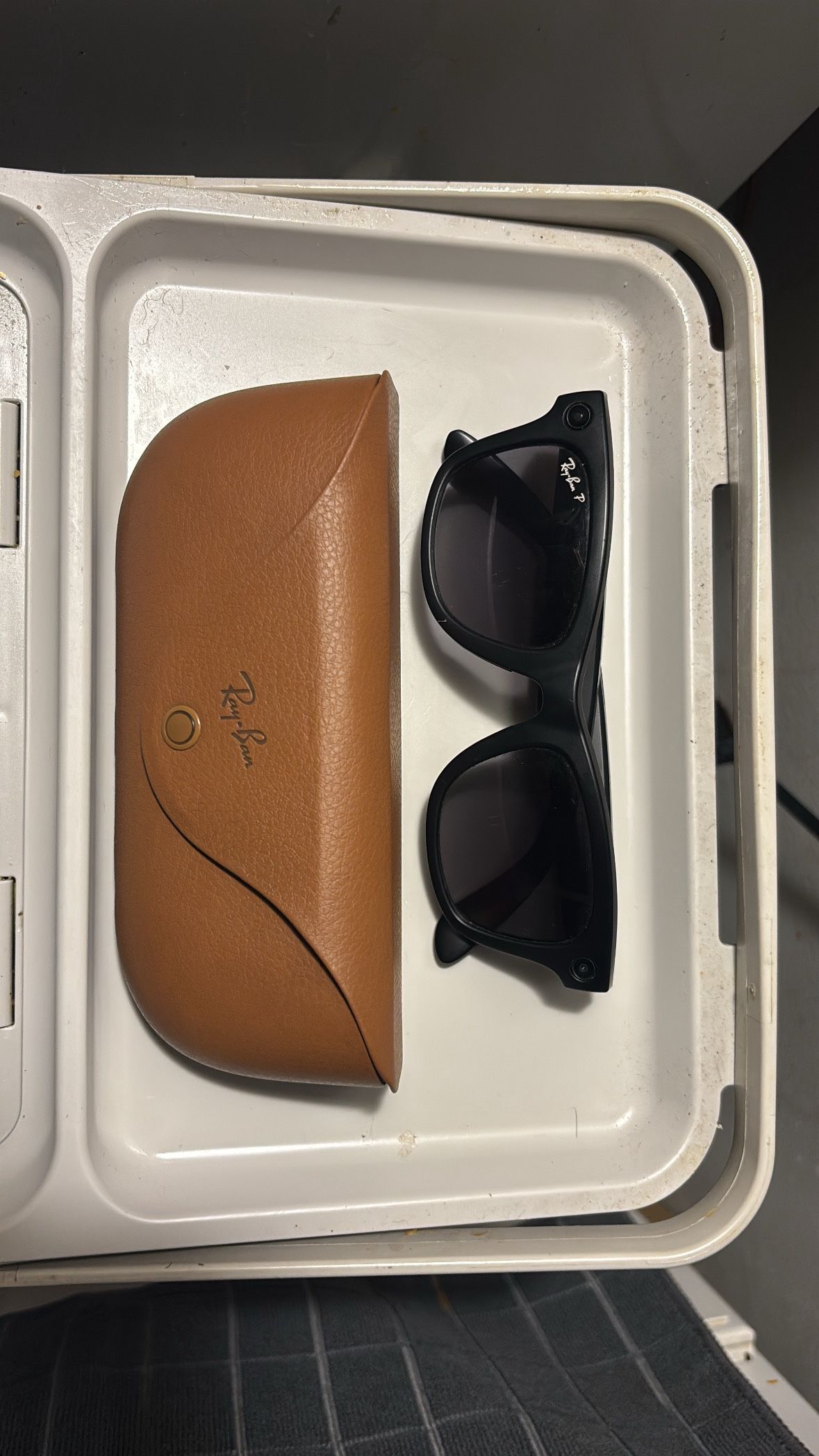 RAY BANS META