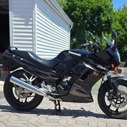 2006 Kawasaki Ninja 250, Black