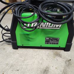 TITANIUM UNLIMITED 140 Professional Multiprocess Welder with 120V Input