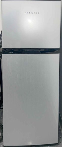Frestec Top Freezer Refrigerator
