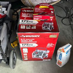 BRAND NEW HUSKY 4.5 GAL COMPRESSOR