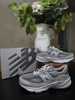 New Balance Men's Shoes 990v