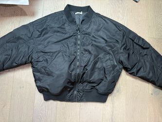 Good AMERICAN Coat Jacket Women’s Khloé Kardashian Good American Satin Bomber Jacket- Black