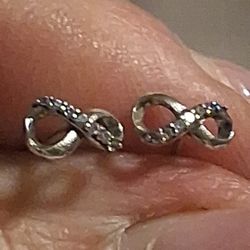 Pandora Authentic Brand New Sterling Silver Infinity Stud Earrings 