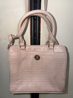 Tommy Hilfiger Salmon Shade Purse 