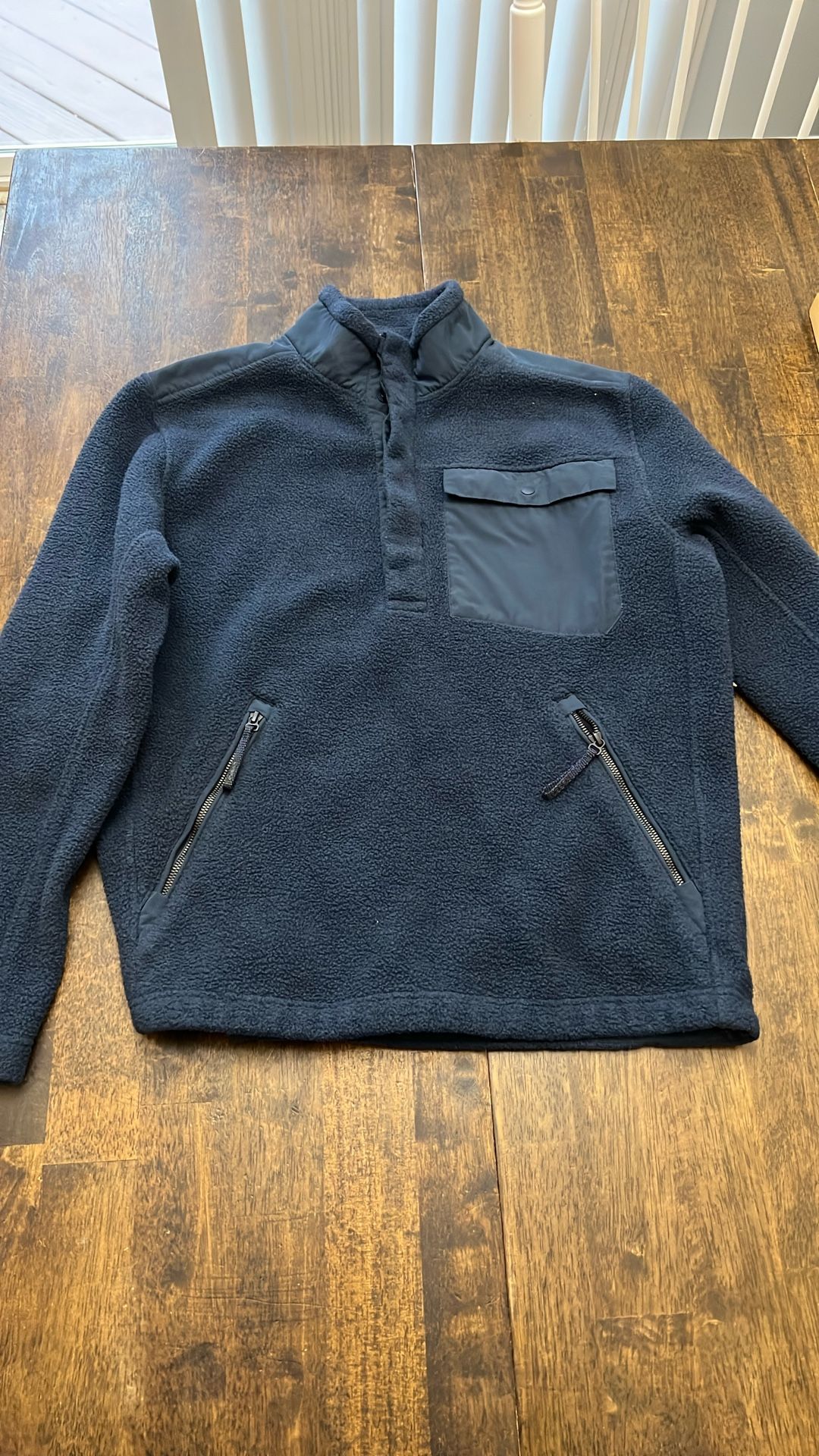 Mens Fleece Pullover Size Large