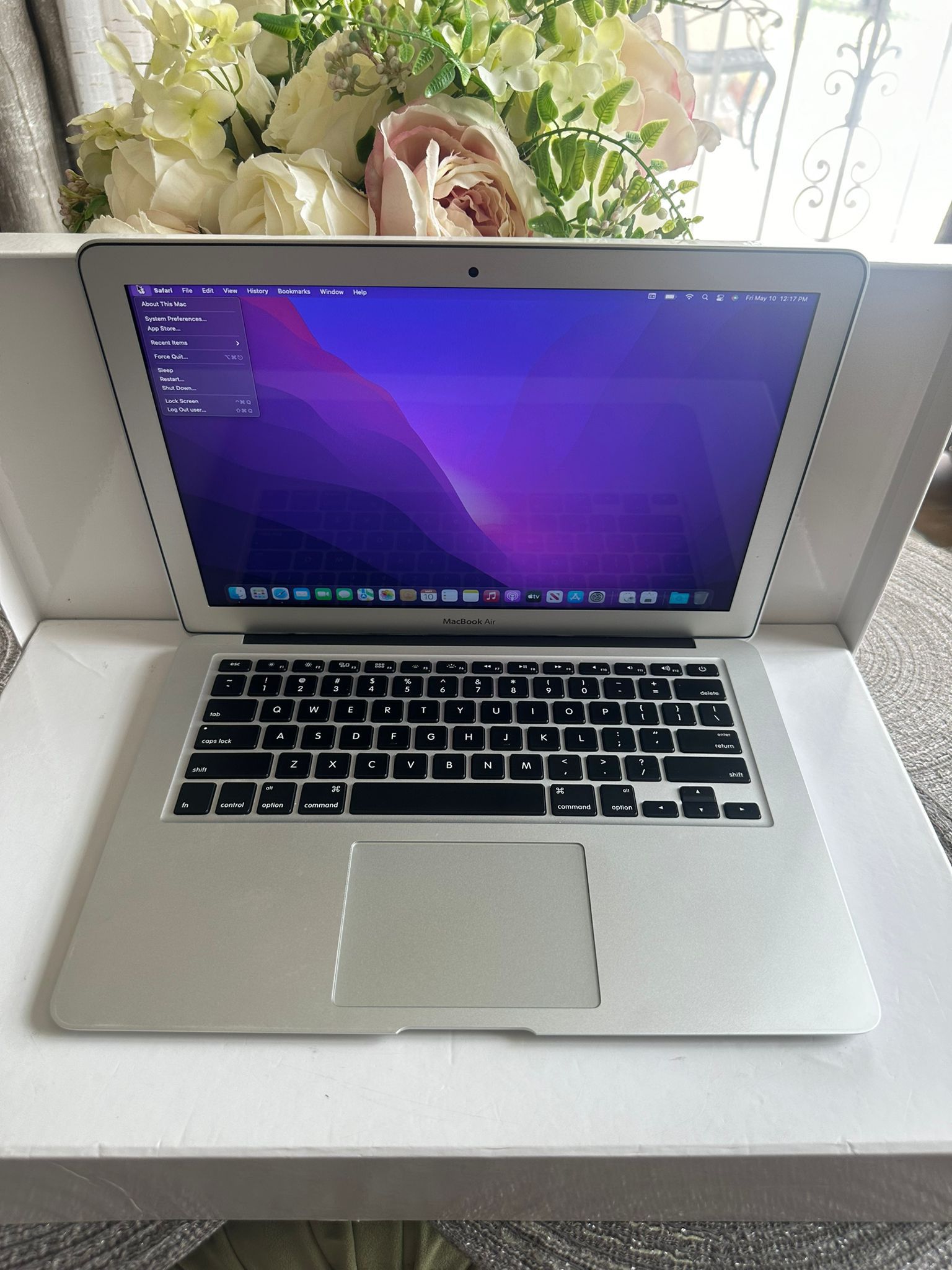 Apple MacBook Air A1466 13” Laptop 2017 Intel i5 8GB RAM 128GB SSD MacOS Monterey - $259
