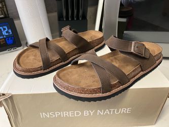 Natural Reflections Women’s Siena Buckle Sandals (Sz 8)