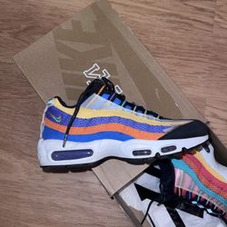 Nike Air Max Size 9.5