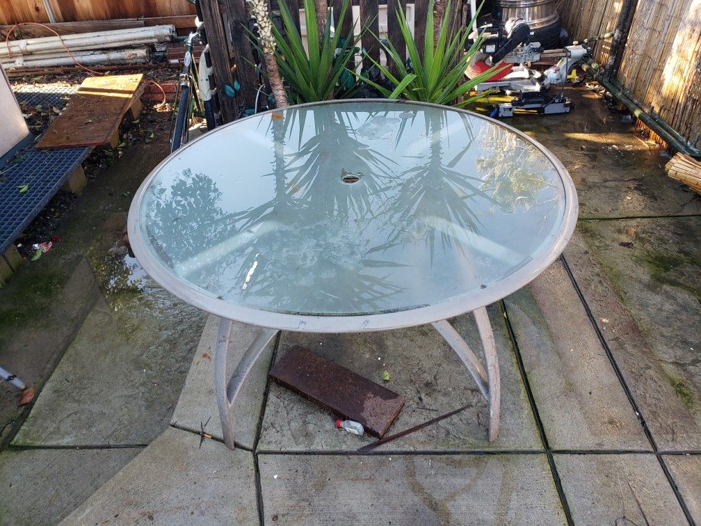 Patio table