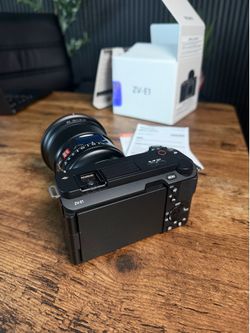Sony ZV E1 ( BODY only )