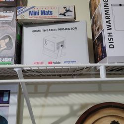 Voplls home theater projector. 